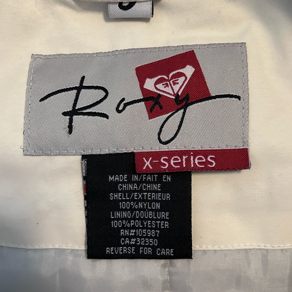 Roxy Small Women's Winter Shell Jacket - image 3